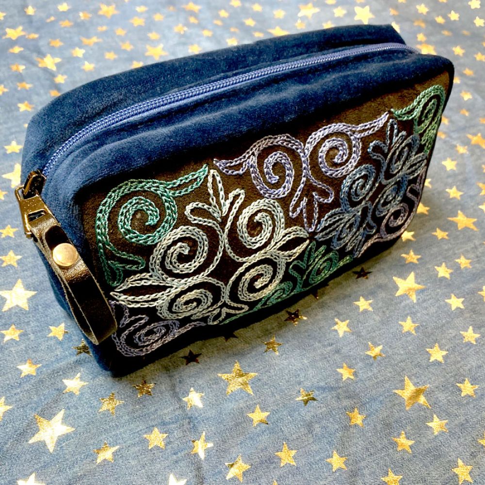 TROUSSE (KAZAKHSTAN) - KAZ1 - E