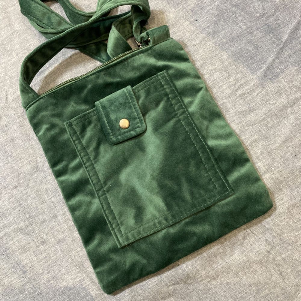 PETIT SAC ELEGANT (KAZAKHSTAN) - KAZ3 - A – Image 3